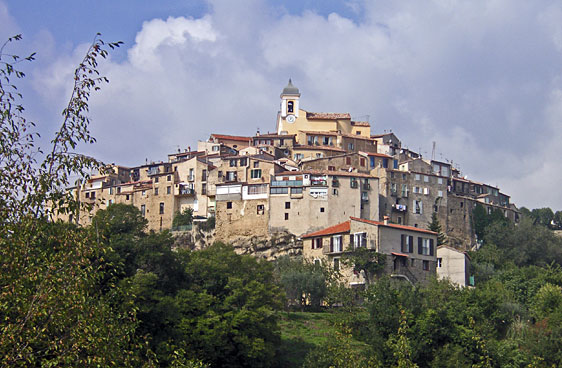 Berre-les-Alpes, vue g�n�rale