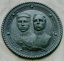 M�daillon � Bruno et Costante Garibaldi � Paris