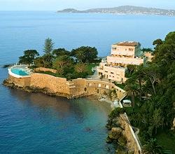 La Table du CAP ESTEL : un déjeuner face à la Méditerranée, entre Nice et Monaco