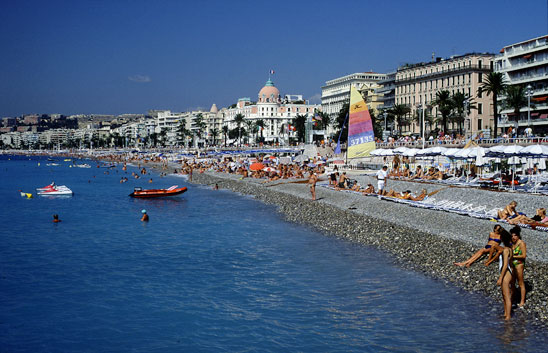 nice-plage-baie-des-anges.jpg