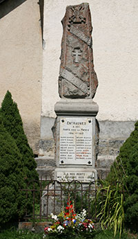 Monument aux Morts d'Entraunes