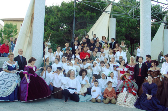 Spectacle de rue de la compagnie Acta Fabula