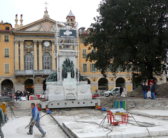 Le déplacement de la statue de Garibaldi à Nice