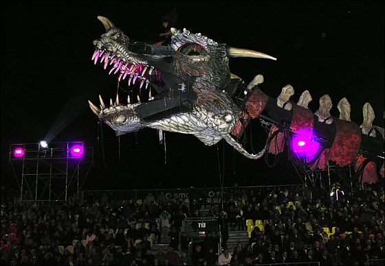 dragon au carnaval de nice