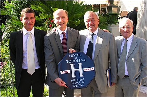 Cannes et son premier hôtel labellisé cinq étoiles le Carlton hotel-cinq-etoile
