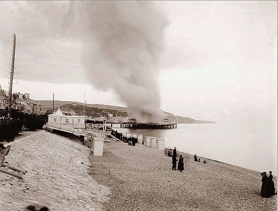 Le grand incendie de la Jetee Promenade en 1883 incendie-jetee-1883