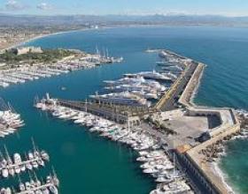 ANTIBES YACHT SHOW 2007 Port Vauban près de NICE sur la Riviera Côte d’Azur