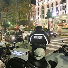 NICE MALAISE chez les POLICIERS et les GENDARMES