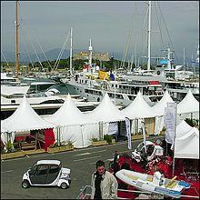 Près de NICE ANTIBES YACHT SHOW Port Vauban