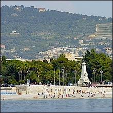 NICE Réouverture de la plage du Ruhl à la baignade