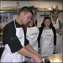 Réserve de Nice Cours de cuisine de Jouni aux lauréates du concours Lesieur