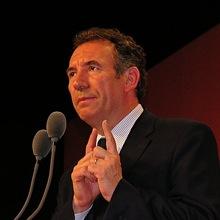 NICE, MODEM : BAYROU Abus de pouvoir, au Café démocrate