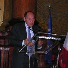 NICE René Ricol rend son tablier de médiateur du crédit