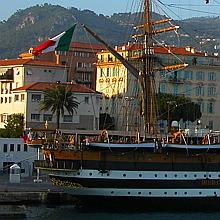 Le trois mâts Amerigo Vespucci au port de NICE, Visite gratuite