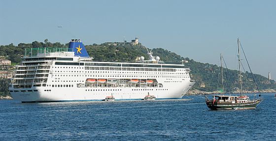 Ports de Nice Villefranche Cannes 500 000e croisiériste fêté villefranche-croisiere