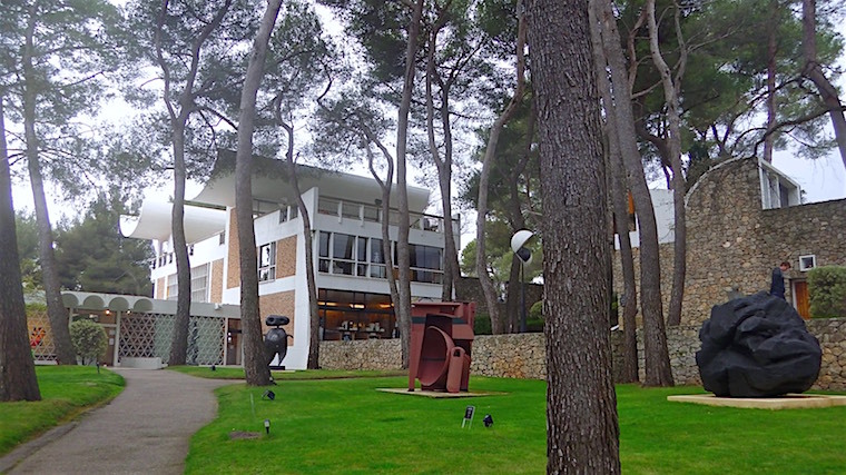 La Fondation Maeght, Saint Paul de Vence Maeght-espaces-top