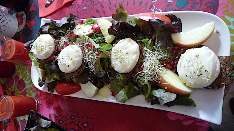 Restaurant Arts Thés Miss Antibes Salade au chèvre chaud artsthesmiss-2