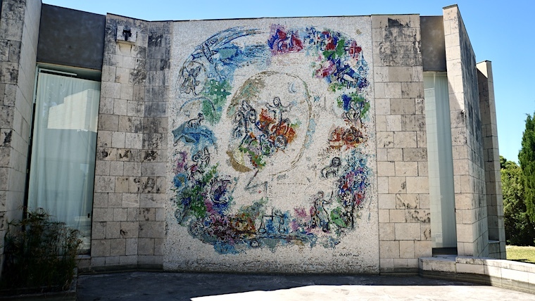 Nice, Au Musée National Marc Chagall Exposition De Verre et de Pierre - Chagall en Mosaïque