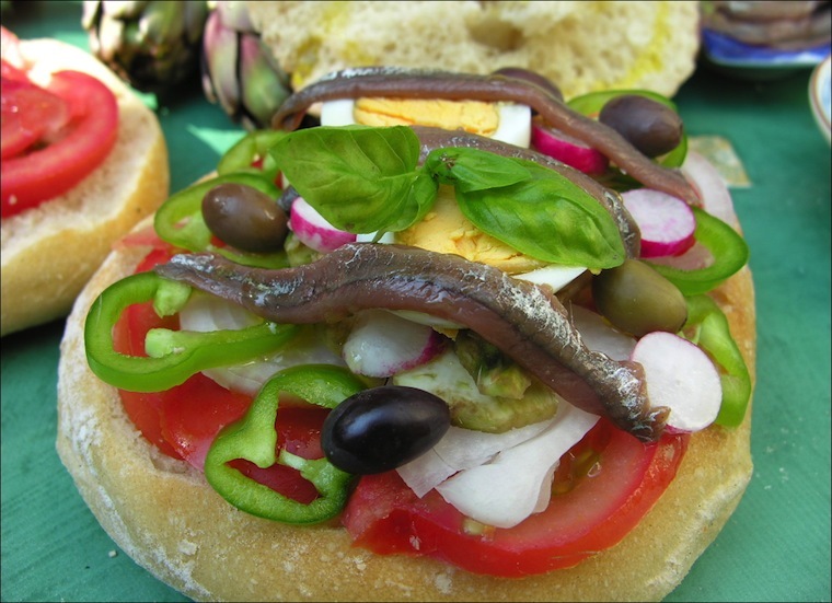 Lou Pan Bagnat La Recette du Sandwich à la Niçoise Nice Riviera Côte d'Azur