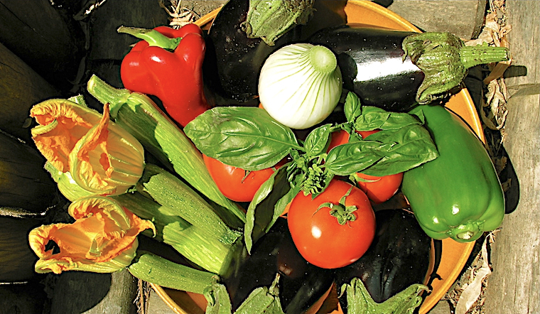 La Ratatouille, un Plat Végétarien de la Cuisine Niçoise
