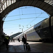 Gare de NICE::Rêvons du jour où Madame SNCF sortira du tunnel des grèves greve-gare-nice