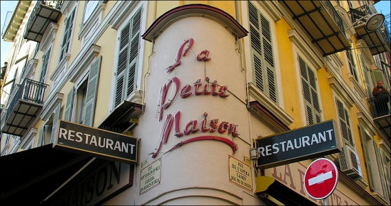 La petite maison à NICE::La petite maison le restaurant de nicole Ruby dans le Vieux Nice la-petite-maison-nice