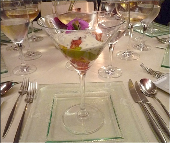 Cannes Le Suquet Restaurant Le Cosi::cocktail de homard à l’huile vanillée, nage d’agrumes et guacamole, crème de caviar de hareng fumé restaurant-cosi-lg3