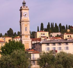 la-vielle-ville-depuis-la-maison-Renoir