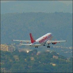NICE-easyjet