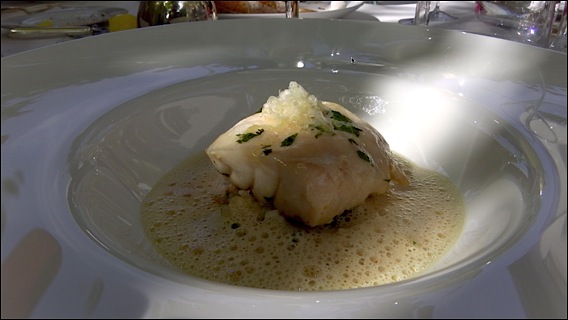 Les Fromages de Suisse en escale gastronomique à la Villa Archange de Bruno Oger, Le Cannet::Loup citron-citronnelle, Tartare de gambas à la coriandre fromage-suisse-oger-lg2