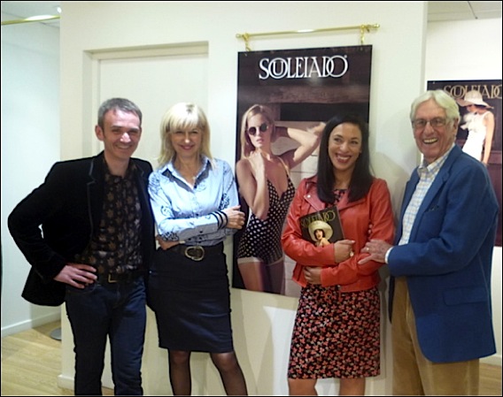 Souleiado, Présentation de la collection printemps-été 2012 à la boutique de Nicétoile::de g. à dr. : Stéphane Richard, PDG Souleiado, Lilas Spak, RP Souleiado Côte d'Azur, Magdalena Allanou, Responsable Souleiado Sud, Jean Pinton, historien de Souleiado. souleiado-antibes-boutique-lg2