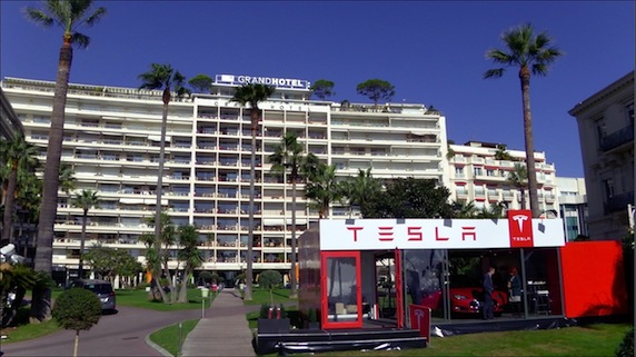 tesla-grand-hotel