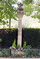 Monument aux Morts de Châteauneuf-Villevieille