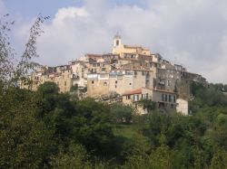 Berre-les-Alpes, vue générale