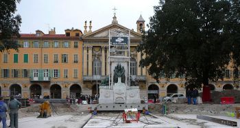 nice-deplacement-statue-garibaldi