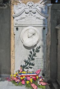 nice-monument-anita-garibaldi